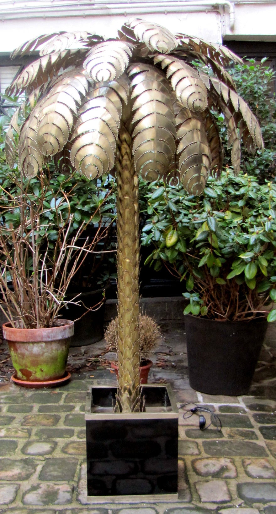 Pair of large 1970's palm tree floor lamps In Excellent Condition In Paris, FR