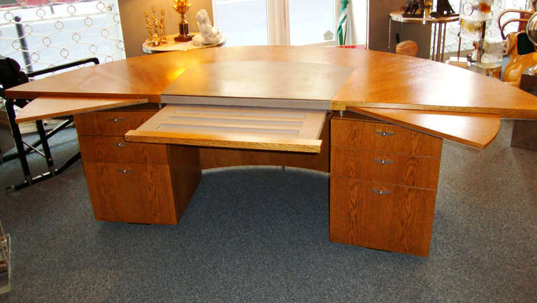 Large 1980's Desk by Andrée Putman In Excellent Condition In Paris, FR
