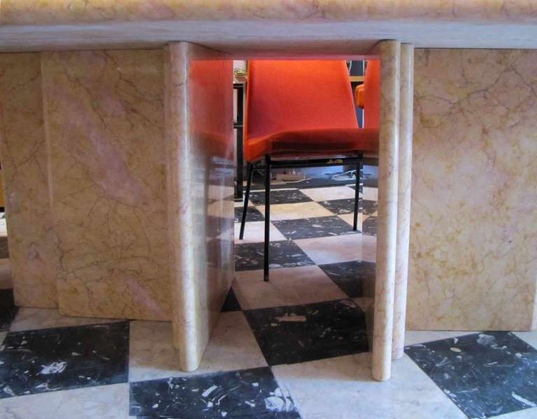 Sculptural Rosso Marble Table Attributed to Gae Aulenti For Sale 3