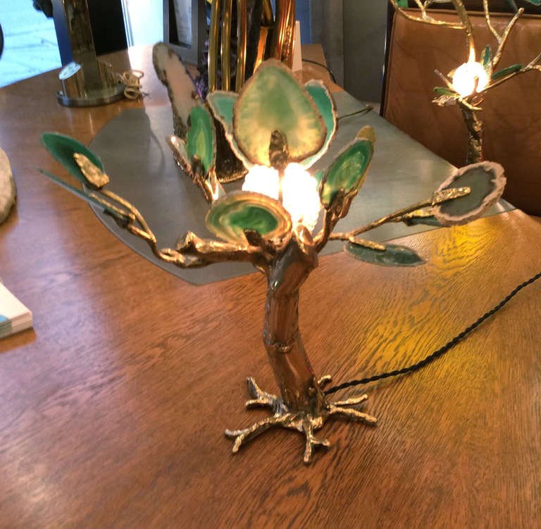 Two Small Trees in Brass and Green Agate Stones In Excellent Condition In Paris, FR