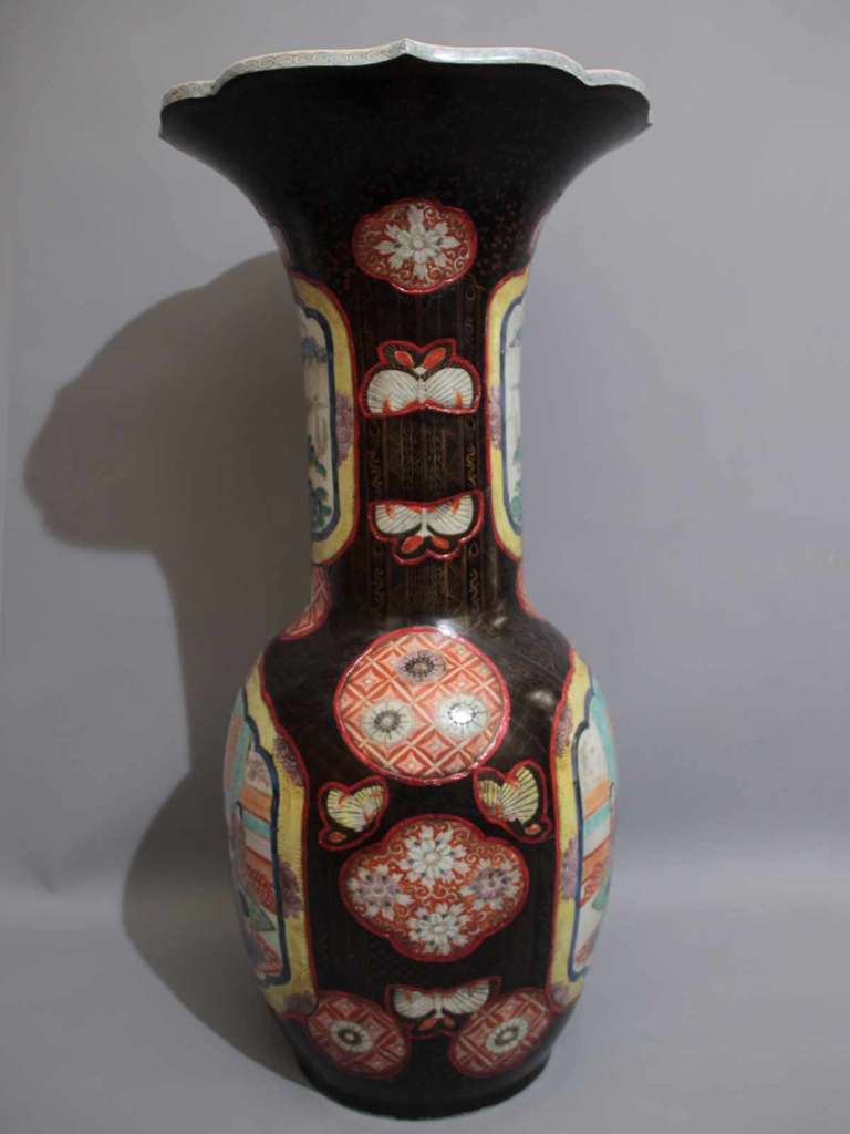 Important 1900's Chinese vase in porcelain & lacquer For Sale 2