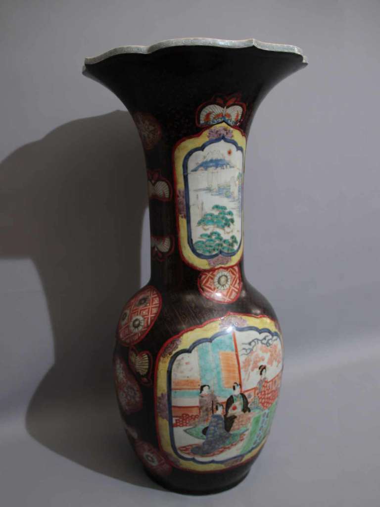 Important 1900's Chinese vase in porcelain and lacquer For Sale at 1stDibs