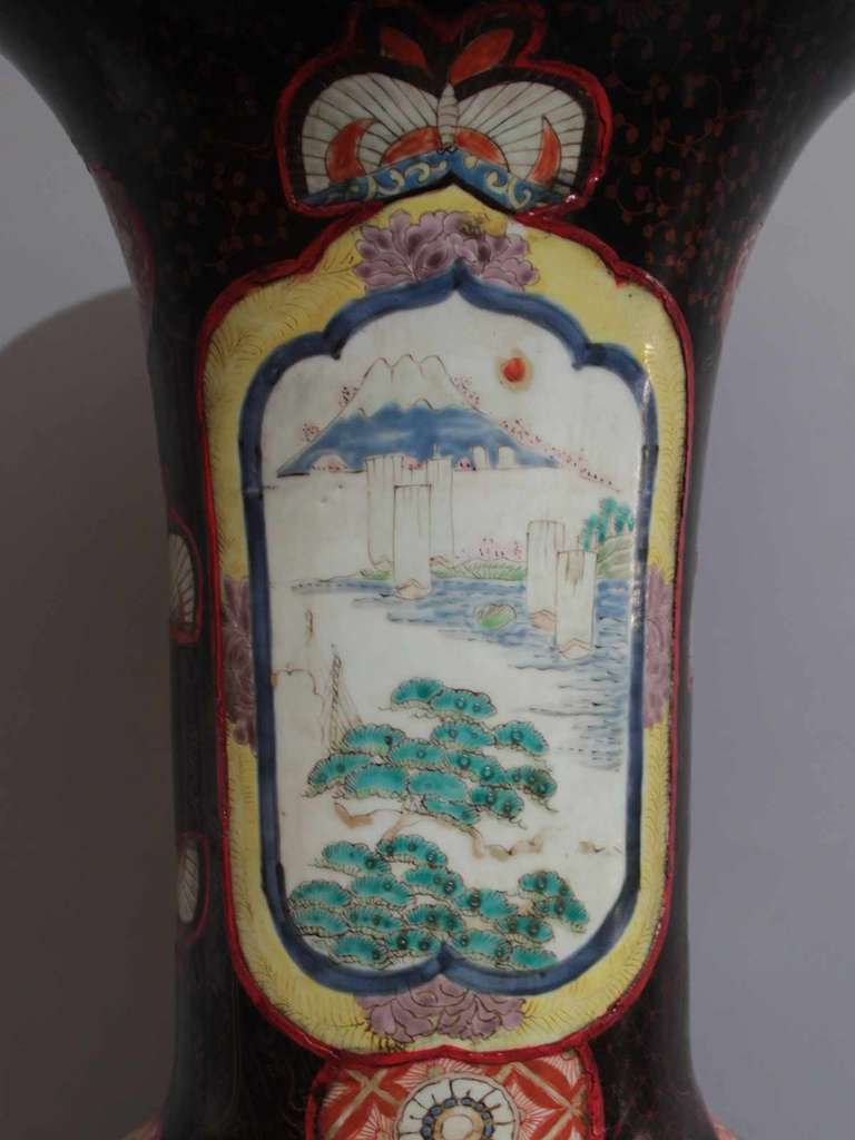 Porcelain Important 1900's Chinese vase in porcelain & lacquer For Sale