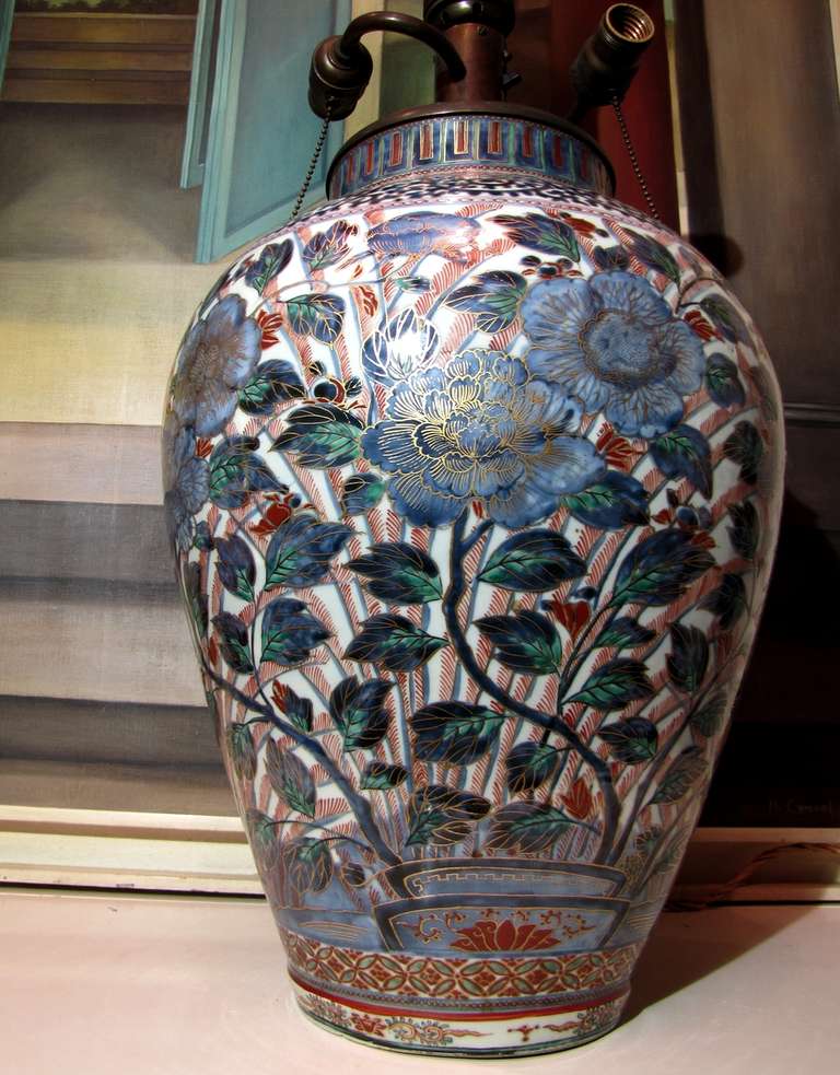 Imari-Vase, in Lampe montiert (Japanisch) im Angebot