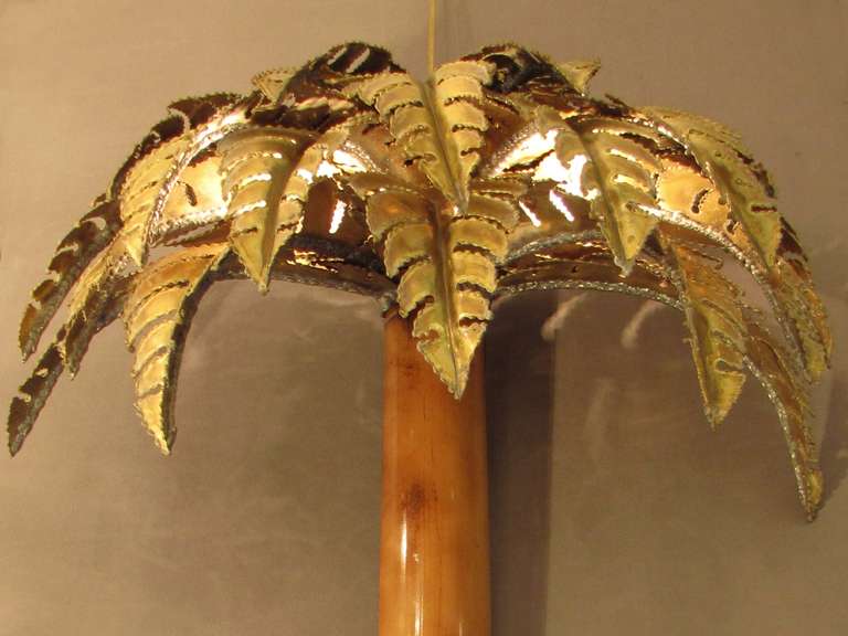 Pair of 1970s Palm Tree Wall Lights in Bamboo and Brass In Excellent Condition In Paris, FR