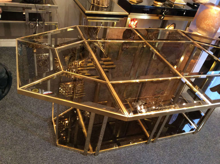 Beautiful 1970's Dining Table in brass and beveled smoked glass In Excellent Condition In Paris, FR