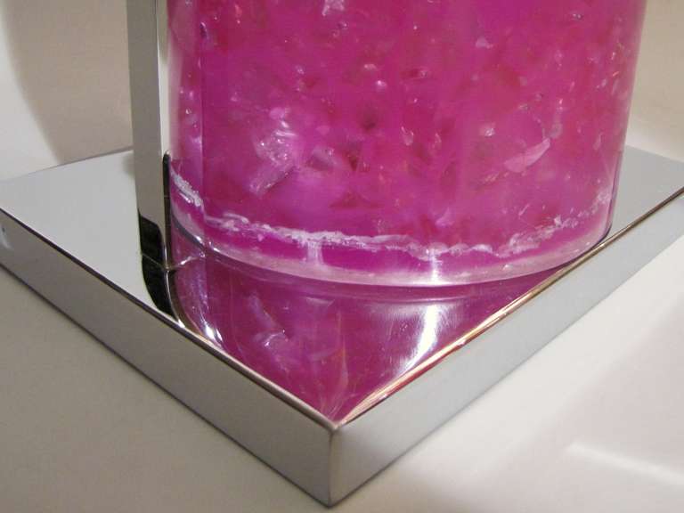 Two Large Lighting Lamp Bases in Dark Pink Resin and Chromed Metal For Sale 2