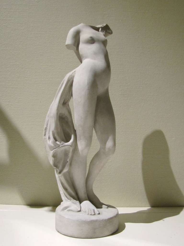 Study of Venus in plaster, France late 19th Century In Good Condition In Paris, FR