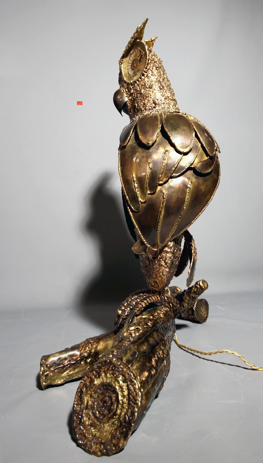 Agate « Grand Duc sur une branche », sculpture lumineuse de Richard Faure des années 1980 en vente