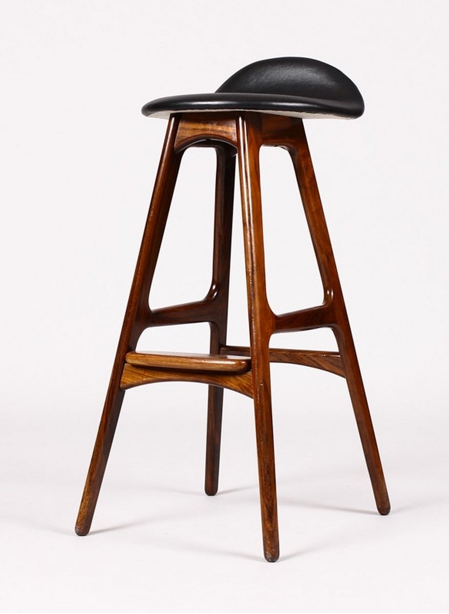 Pair of 1960s Erik Buch rosewood bar stools, each on beautiful solid rosewood and original black upholstery.