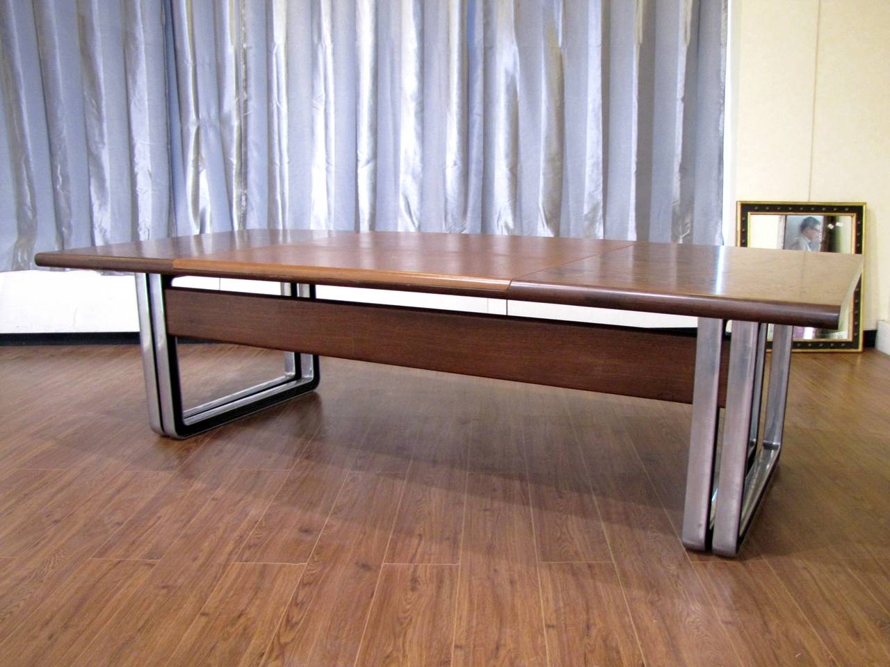 Wenge Large 1970s Italian Desk by Osvaldo Borsani