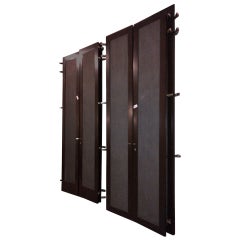 Grande série de portes de meuble de rangement conçues par Andre Putman