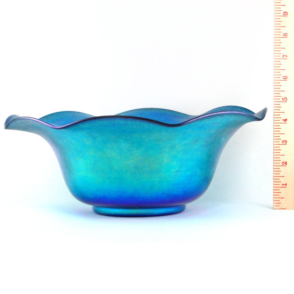 Art Glass Steuben Blue Aurene Glass Centerpiece