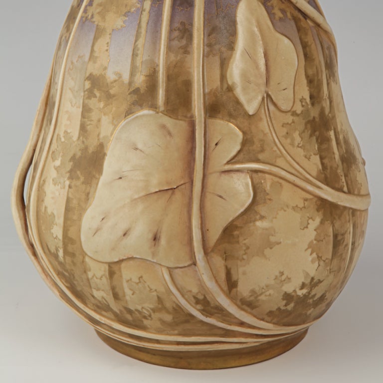 Amphora Monumental Exotic Vase 2