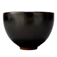 Black earthenware bowl by Edwin & Mary Scheier