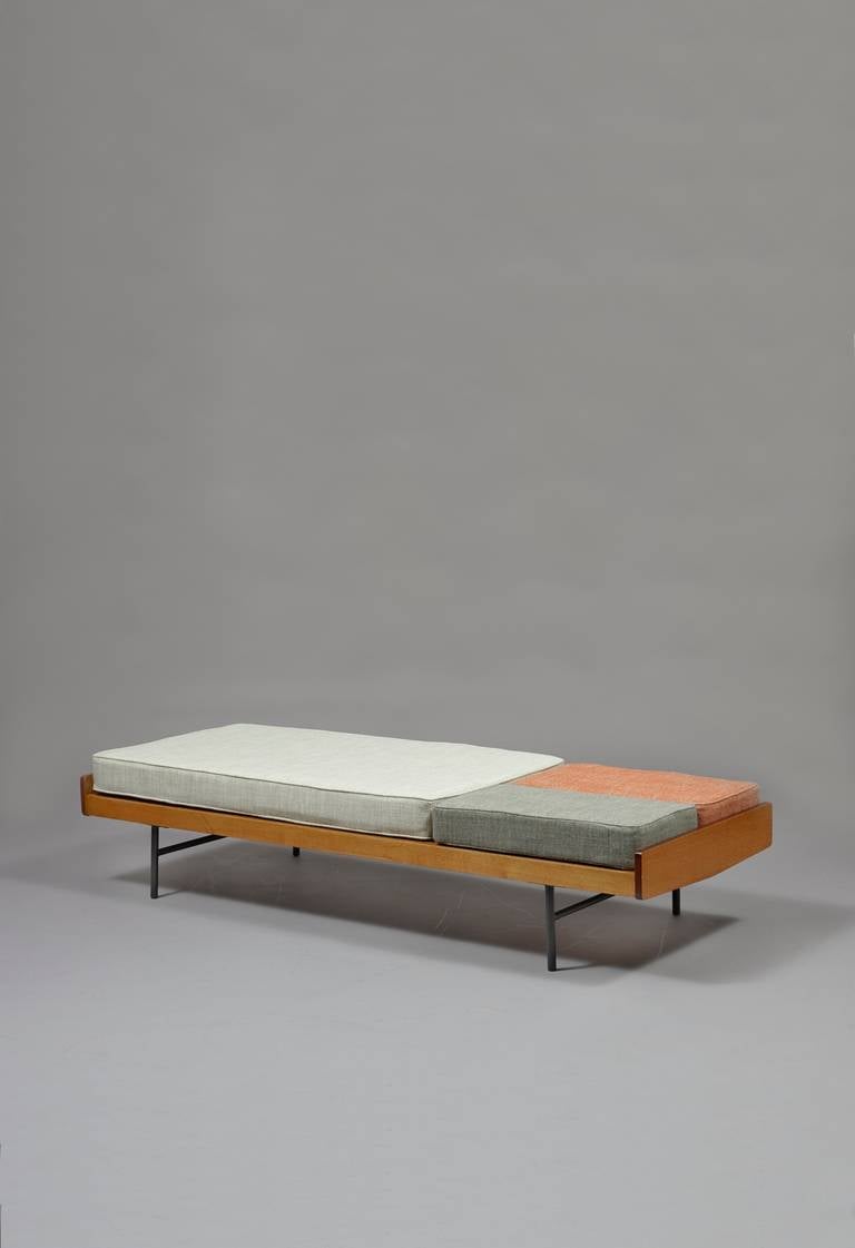 daybed pierre paulin