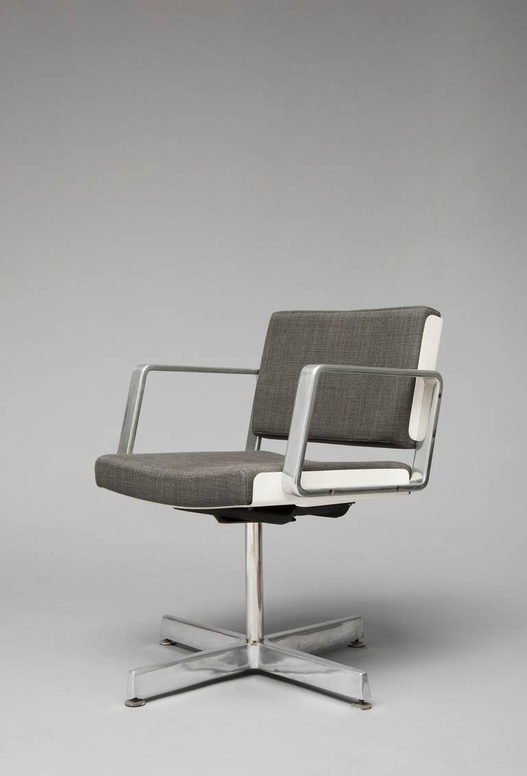 Desk chair AR 1603 by Alain Richard (1926-)
TFM/ARC edition - Mobilier National - 1974