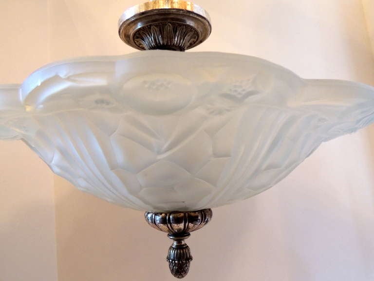Art Déco Meraviglioso apparecchio ad incasso francese Art Deco in bronzo argentato e vetro artistico in vendita
