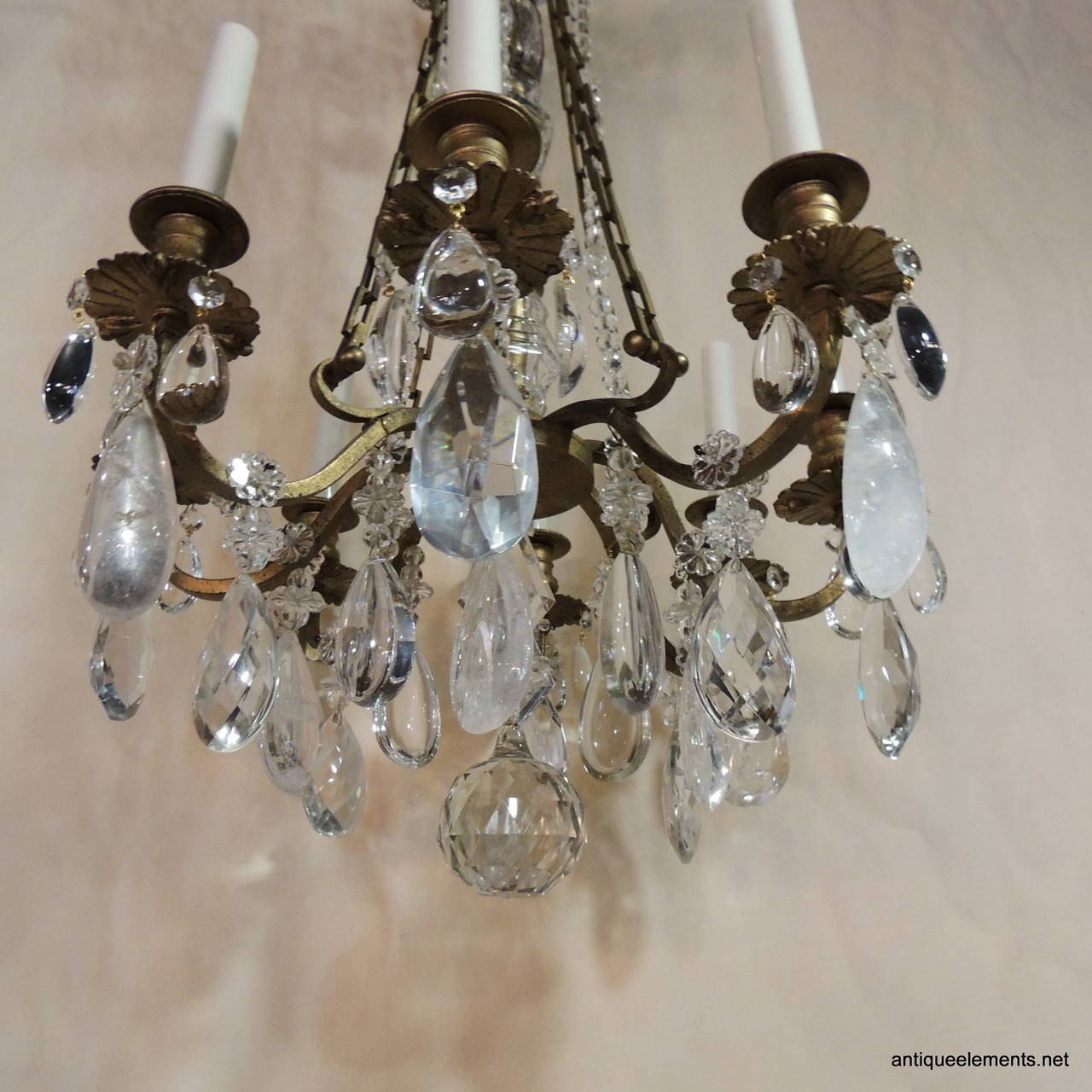 Bagues Style Eight-Light Gilt Bronze and Rock Crystal French Chandelier For Sale 2