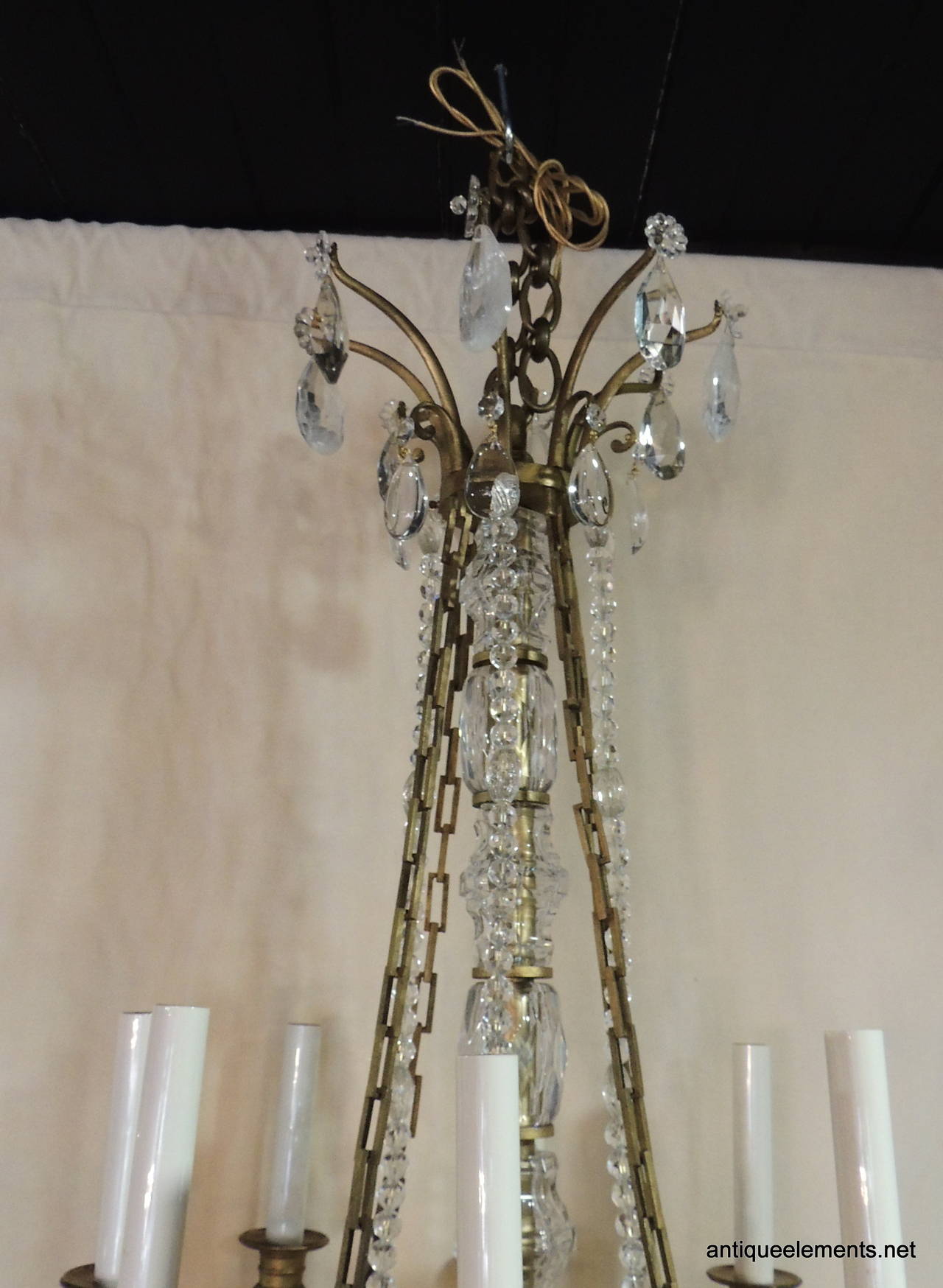 Bagues Style Eight-Light Gilt Bronze and Rock Crystal French Chandelier In Good Condition For Sale In Roslyn, NY