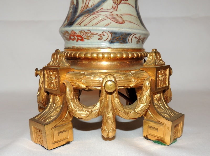 Stunning Pair of Imari & French Ormolu Dore Bronze-Mounted Hand-Painted Lamps 2