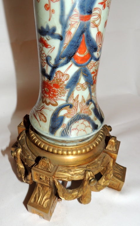 Stunning Pair of Imari & French Ormolu Dore Bronze-Mounted Hand-Painted Lamps 3