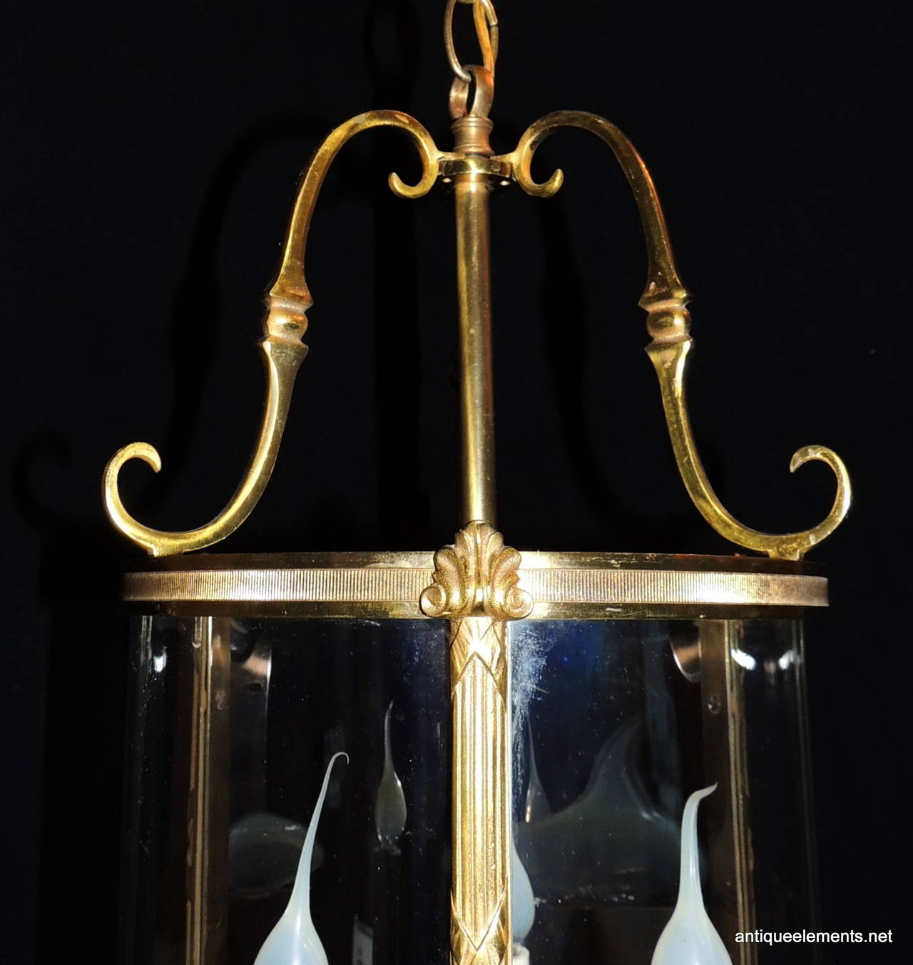 Gilt Wonderful Pair of Dore Bronze, Readed and X-Pattern Curved Glass Lanterns