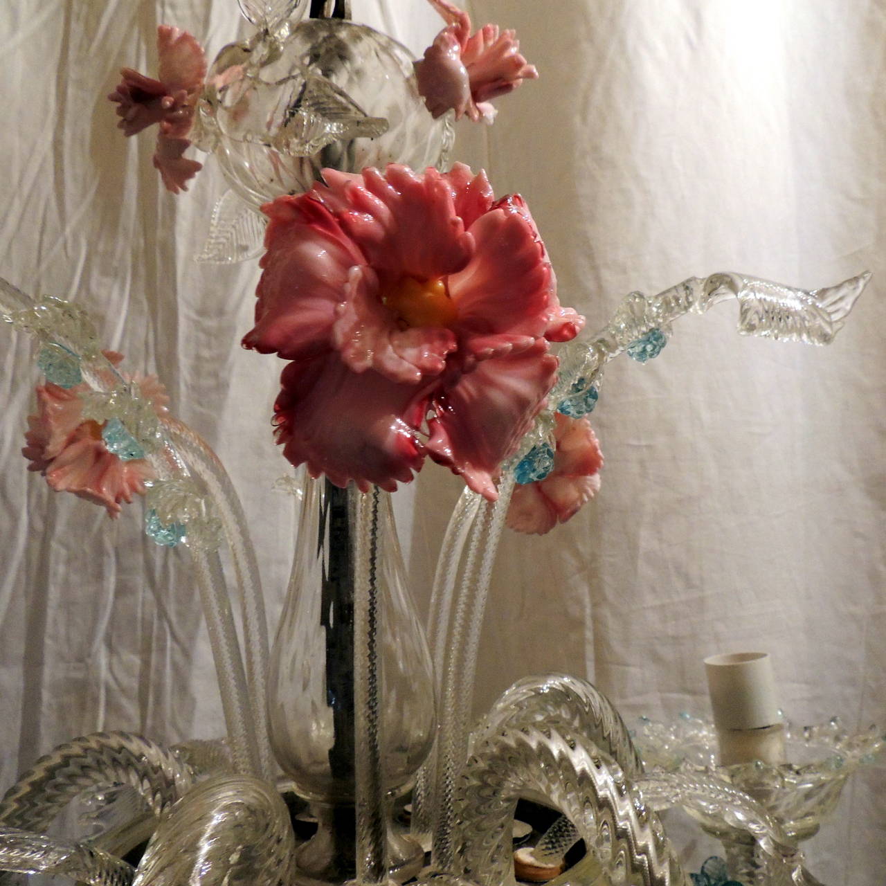 Whimsical Murano Vintage Venetian Blown Glass Five-Light Carnations Chandelier In Good Condition In Roslyn, NY