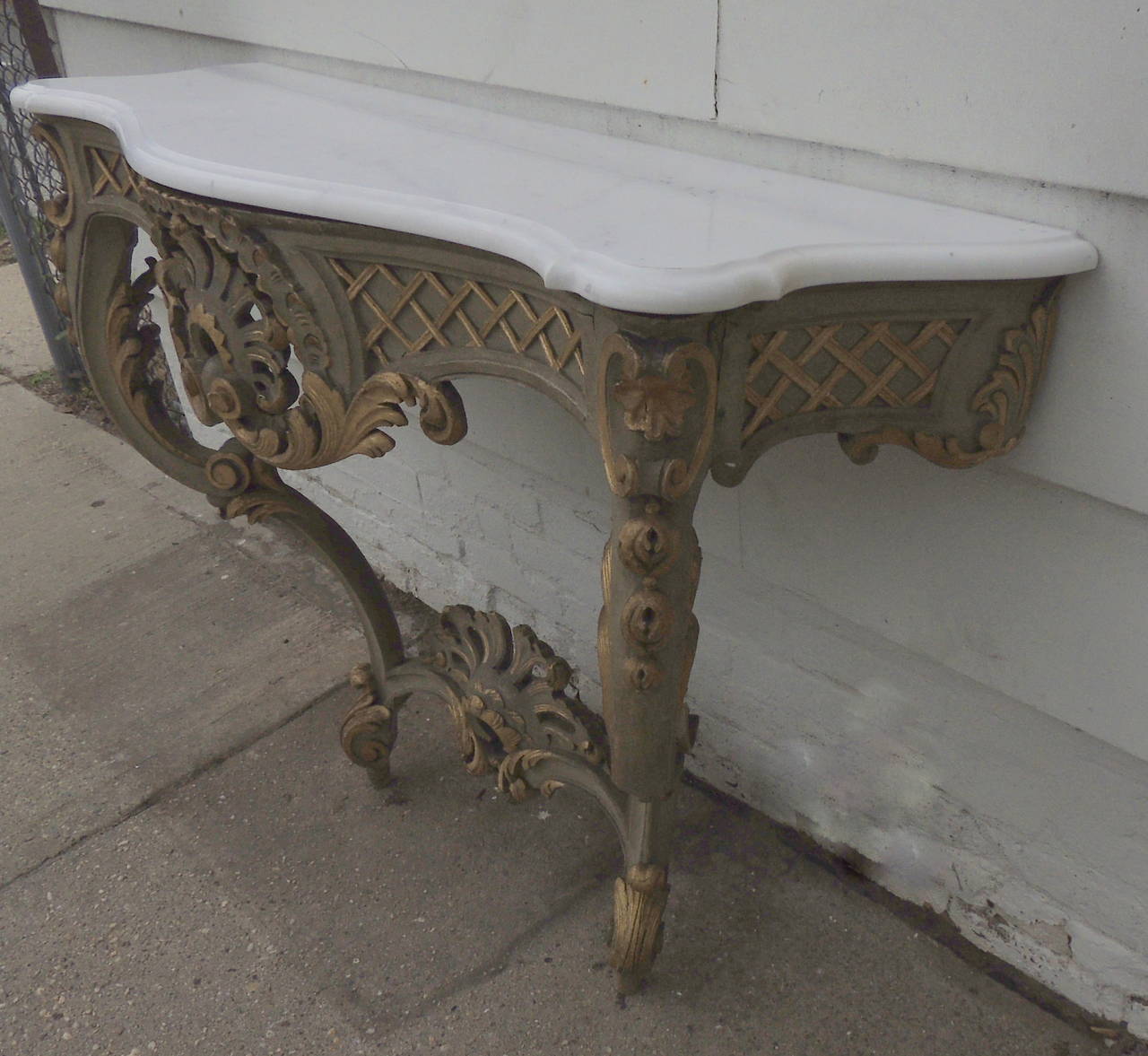 Pair French Louis XV 19th Century Hand-Carved Gilt Consoles with Marble Top In Good Condition In Roslyn, NY