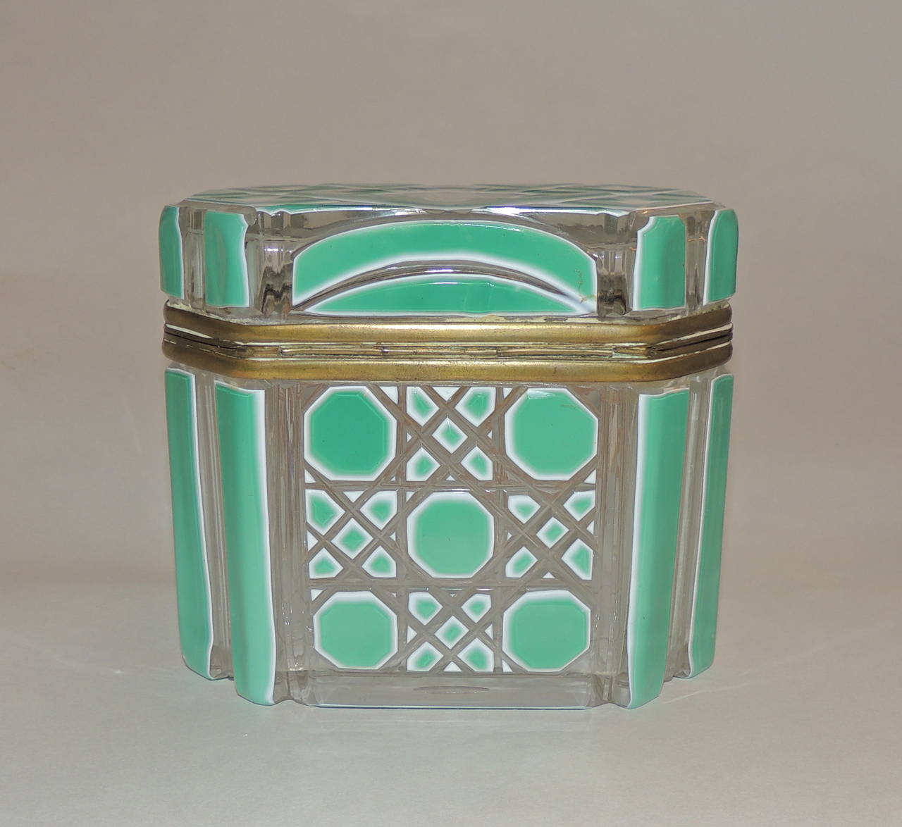 Incredible 19th Century Bohemian Ormolu White and Green Glass Crystal Casket Box In Good Condition In Roslyn, NY