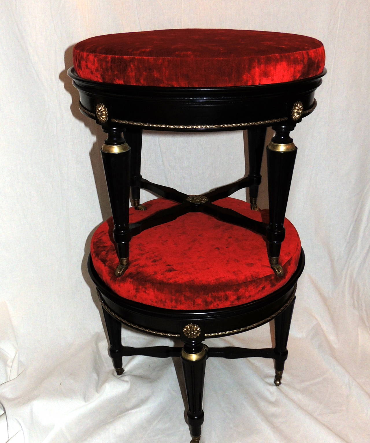 French Pair of Black Lacquered Bronze Ormolu Benches Maison Jansen Stools In Excellent Condition In Roslyn, NY