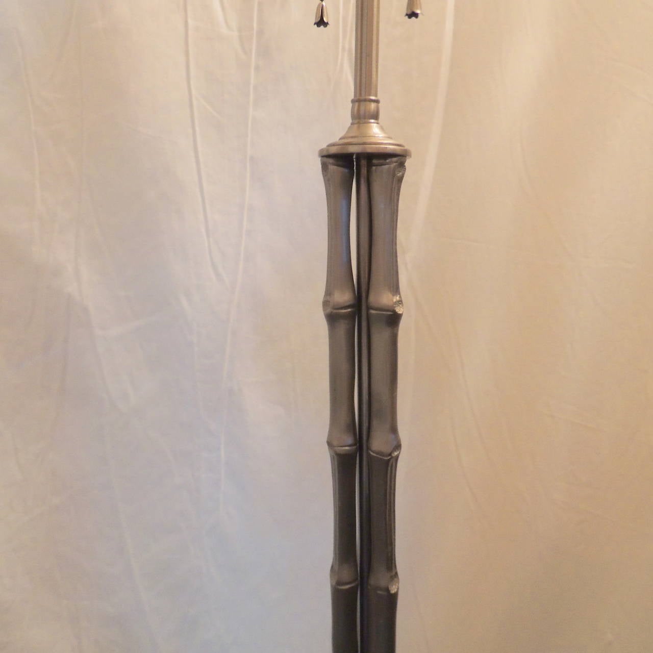 French Mid-Century Silvered Bronze Faux Bamboo Floor Lamp by Maison Baguès In Excellent Condition For Sale In Roslyn, NY