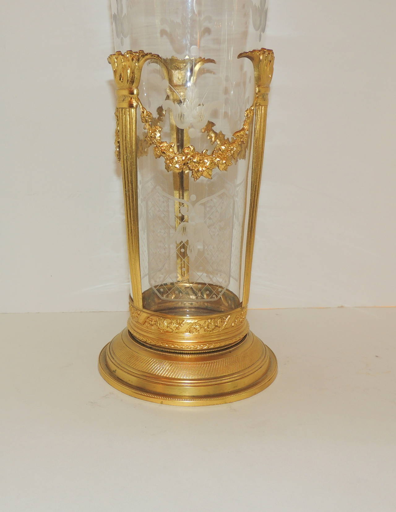 Wonderful French Dore Bronze Ormolu Mounted and Etched Crystal Vase Centerpiece In Excellent Condition In Roslyn, NY