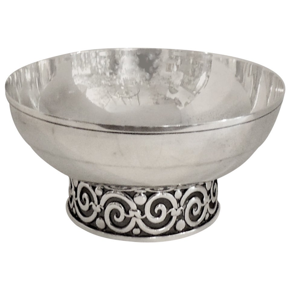 Wonderful Tiffany 
Co. Sterling Silver, Pierced Footed Centerpiece Bowl