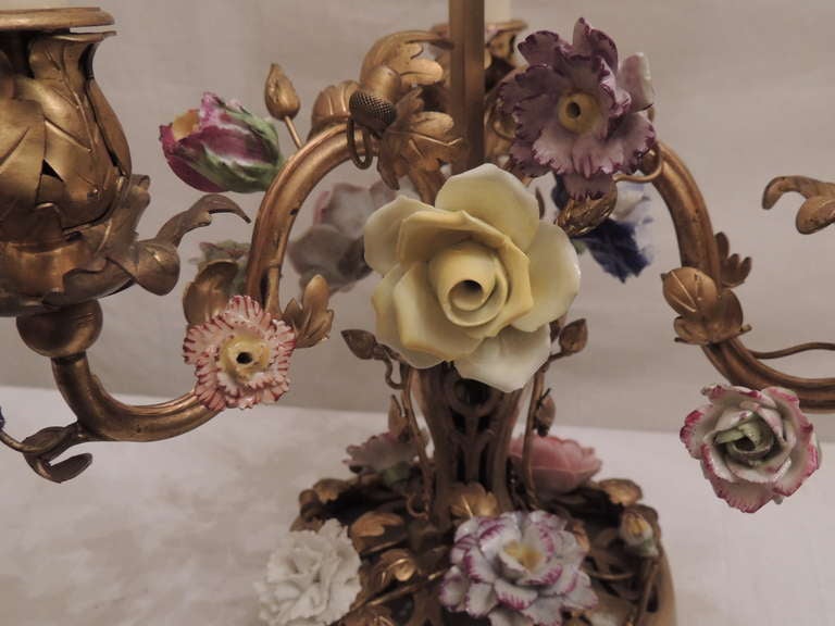 Wonderful Pair of French Doré Bronze Candelabra Lamps with Porcelain Flowers In Good Condition In Roslyn, NY