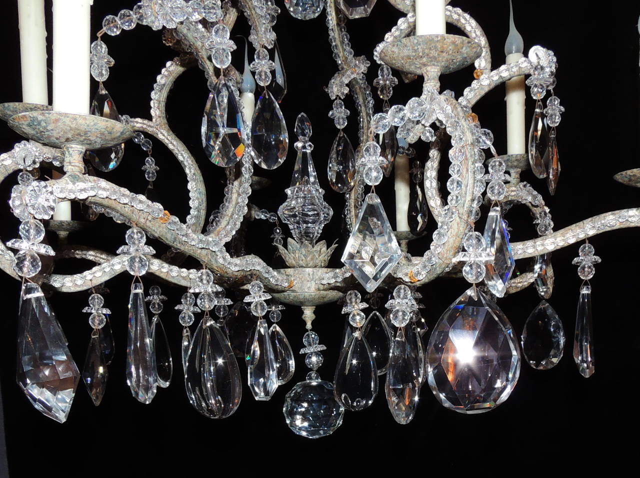 Wonderful French Bagues Style Beaded Eight-Light Crystal Transitional Chandelier 5
