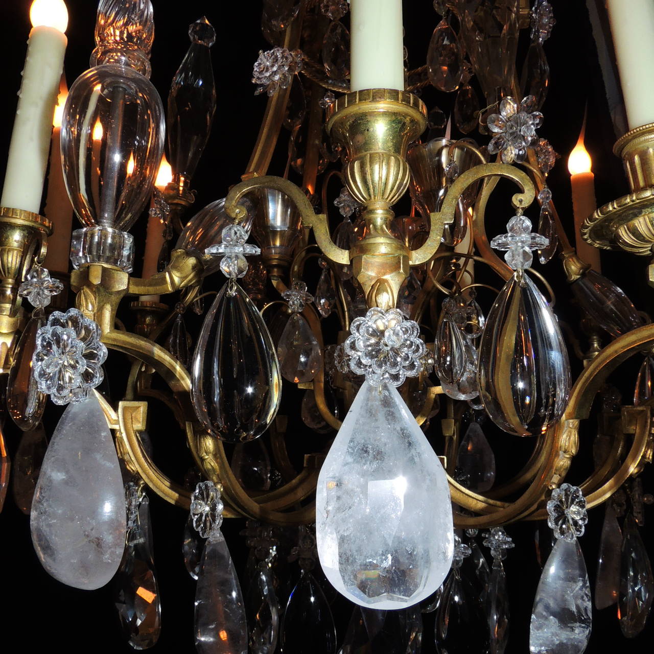 Louis Philippe French Doré Bronze and Rock Crystal Twelve-Light Chandelier For Sale 2