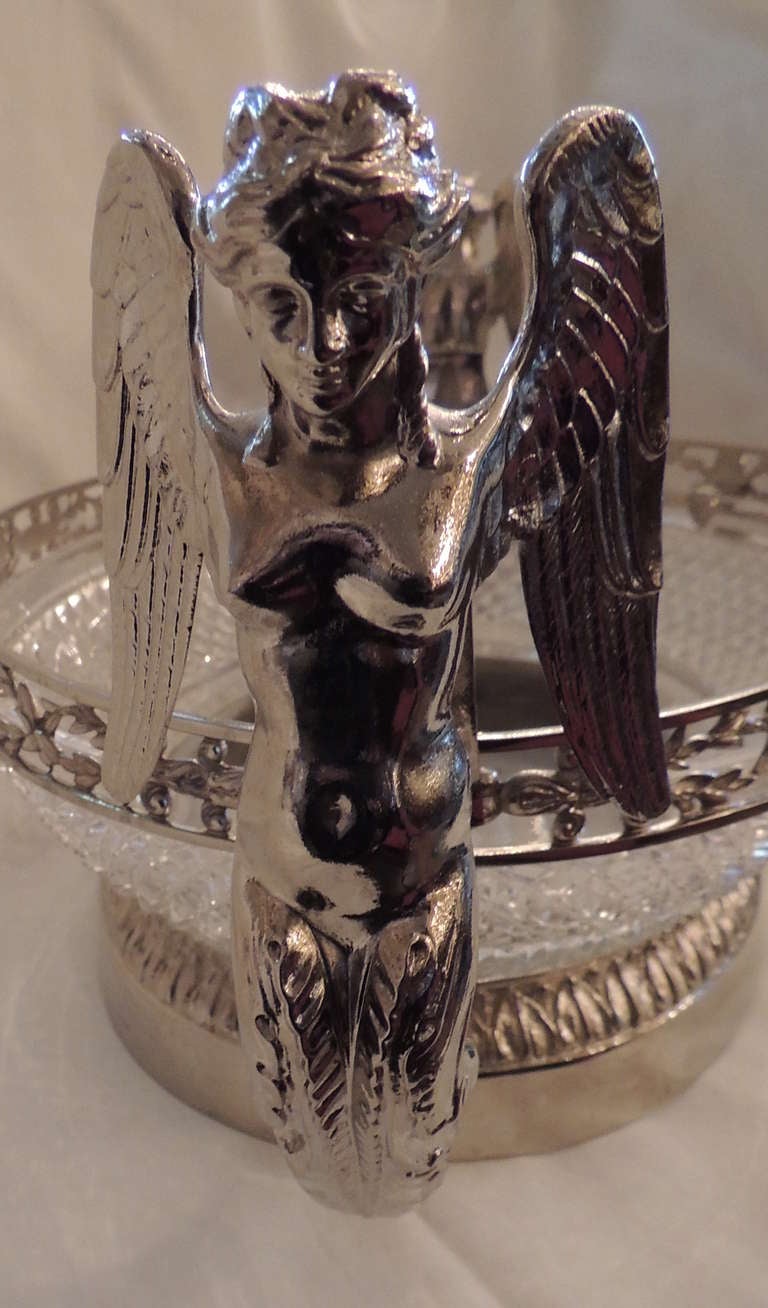 Bronze Centre de table figuratif inhabituel en cristal taillé et bronze argenté et bronze doré en vente