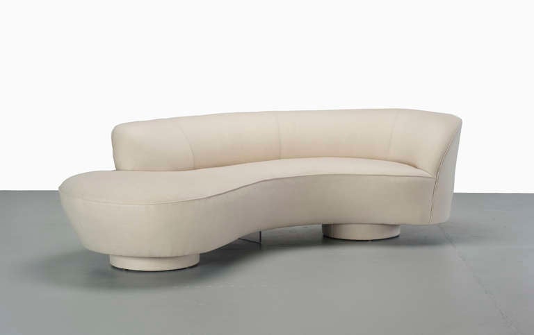 20th Century Vladimir Kagan sofa For Sale