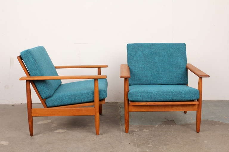 mid century teak lounge chair