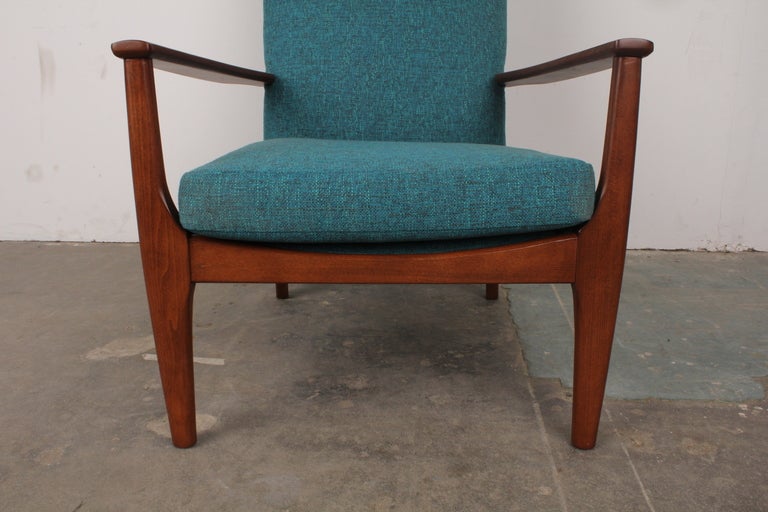 Pair of English Mid Century Modern Lounge Chairs by Parker Knoll. 2