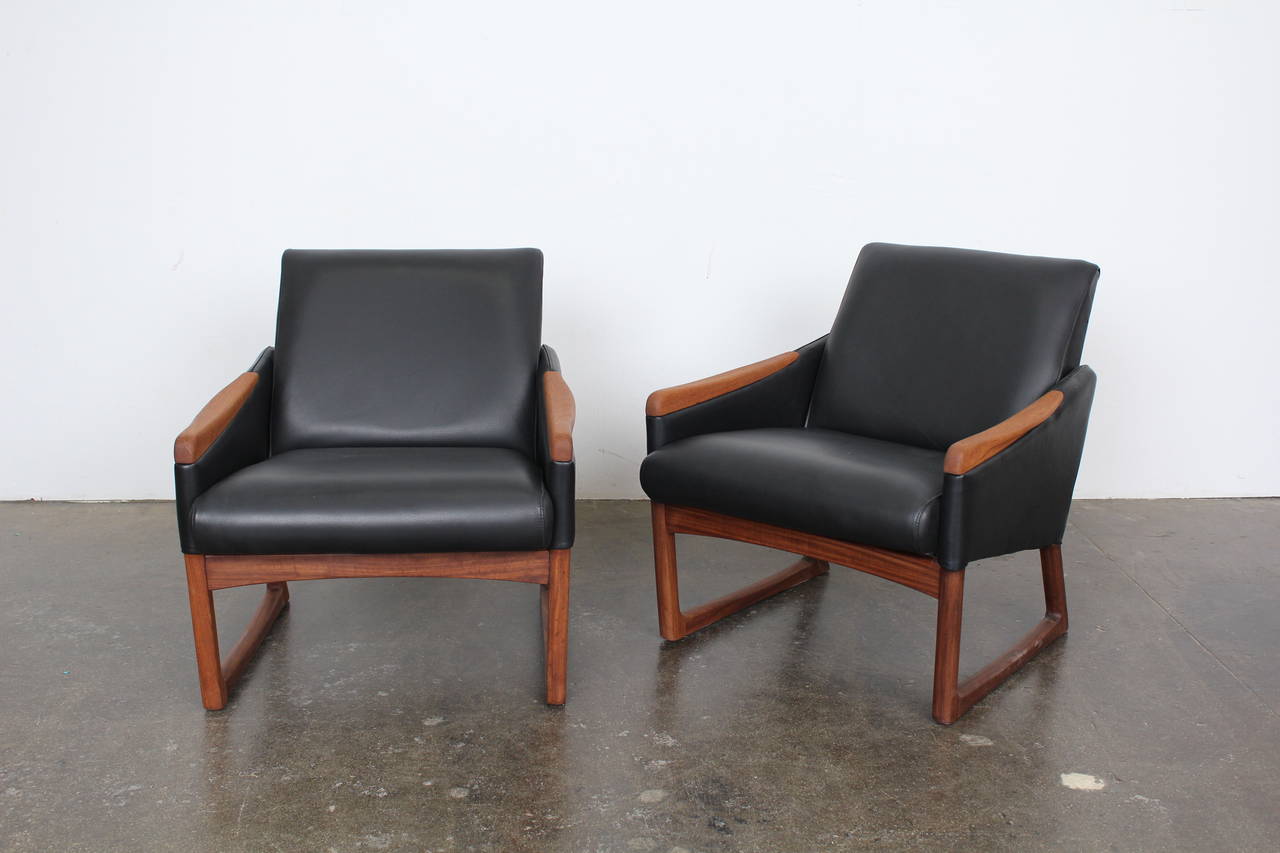 Mid-20th Century Mid-Century Modern Leather Lounge Chairs