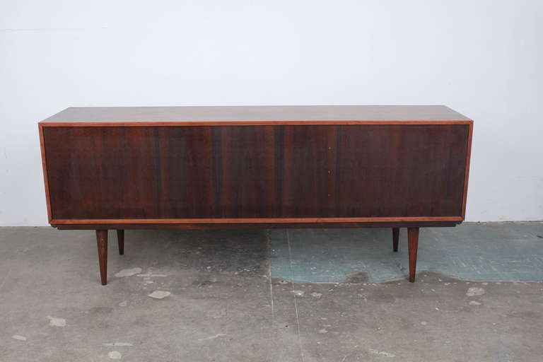 Gunni Omann, model 18 Danish Mid Century Modern Rosewood Sideboard 5