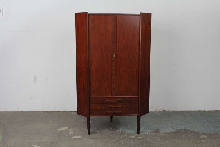 Danish Modern Mid Century Rosewood Corner Bar. at 1stDibs