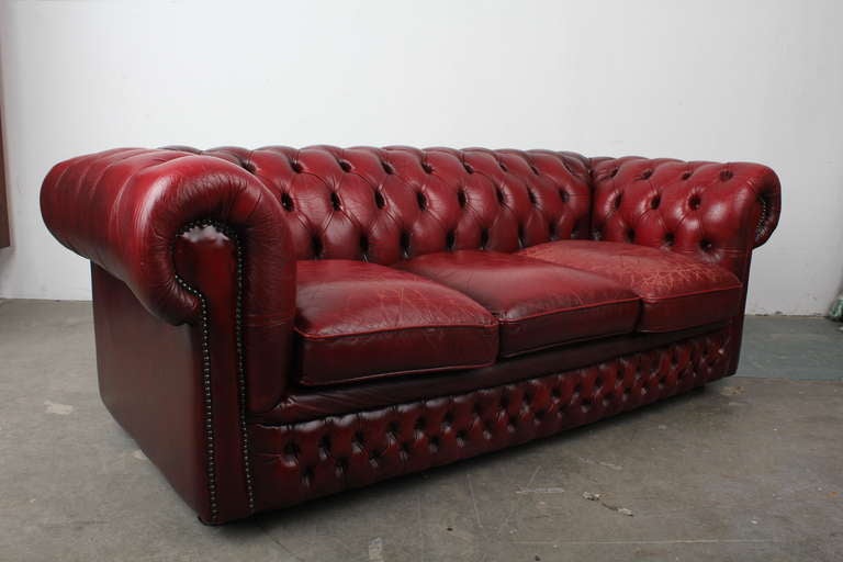 English Vintage Leather Chesterfield 2