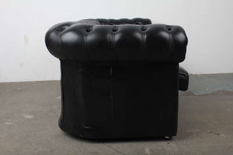 English Vintage Black Leather Chesterfield Sofa 3