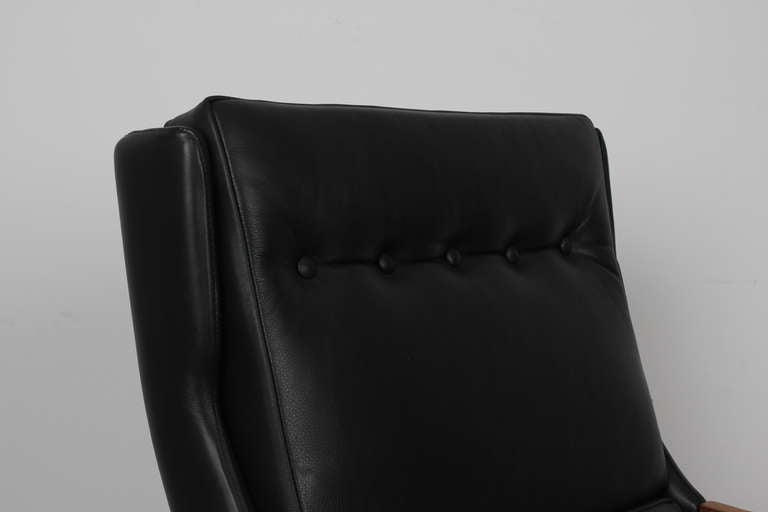 Black Leather Midcentury Modern Danish Lounge Chair 1