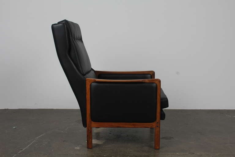 Black Leather Midcentury Modern Danish Lounge Chair 2