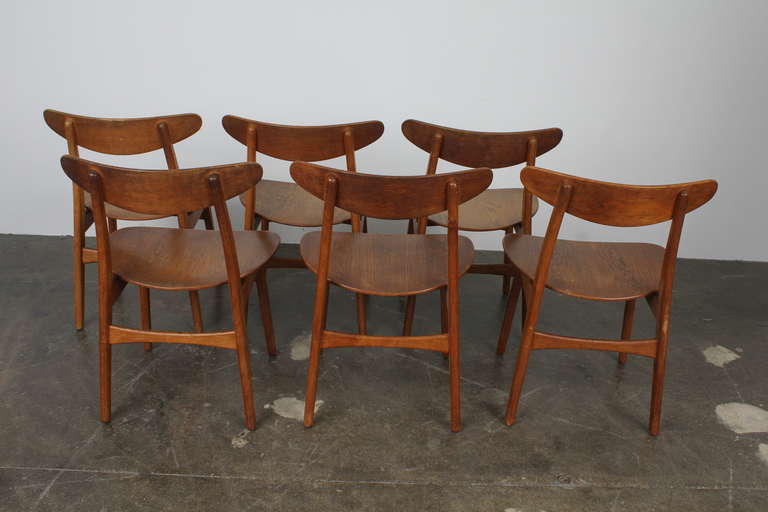 Set of 6 Hans Wegner Ch-30 dining chairs. In Distressed Condition In North Hollywood, CA