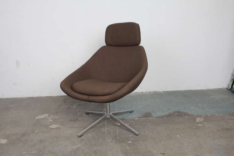 Mid Century Modern Swivel Lounge Chair 2